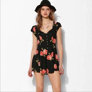 Kimchi Blue Ashley Lace-up Back Romper